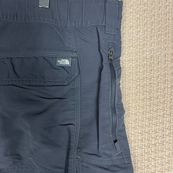 The North Face Cargo Pants Men's Size XL Grey Pants - Picture 7 of 10